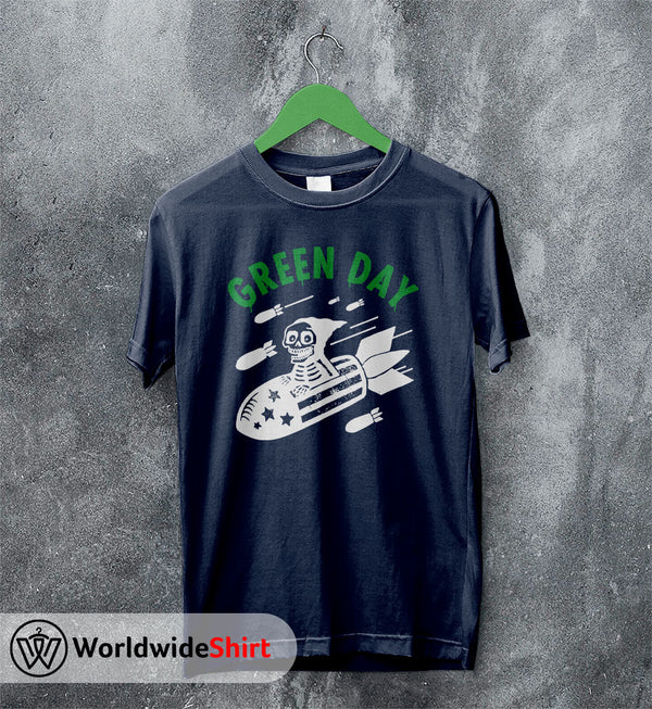 Green Day Rocket Vintage90's T-Shirt Green Day Shirt Rock Band Shirt - WorldWideShirt