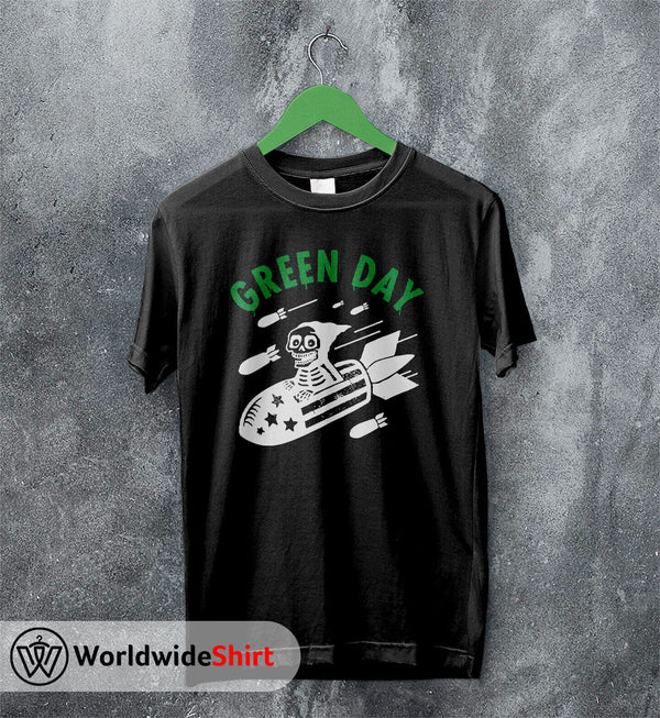 Green Day Rocket Vintage90's T-Shirt Green Day Shirt Rock Band Shirt - WorldWideShirt