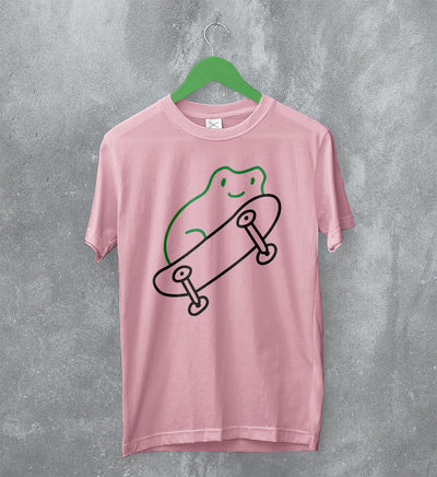 Frog T-Shirt Green Frog on a Skateboard Tee Animal Lover Shirt Retro Aesthetic