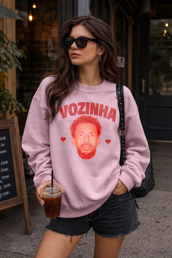 Retro Vozinha Sweatshirt, Vintage Vozinha Face Shirt, Goalkeeper Soccer Legend Crewneck - Light Pink - WorldWideShirt